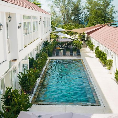 White Boutique Hotel And Residences Sihanoukville Exterior foto